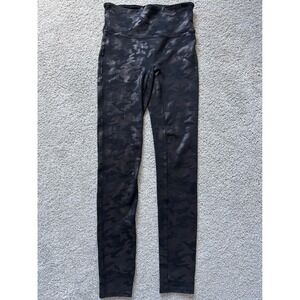 Spanx Faux Leather Camo Leggings Black Camo High Waisted Shaping‎ Womens Size S